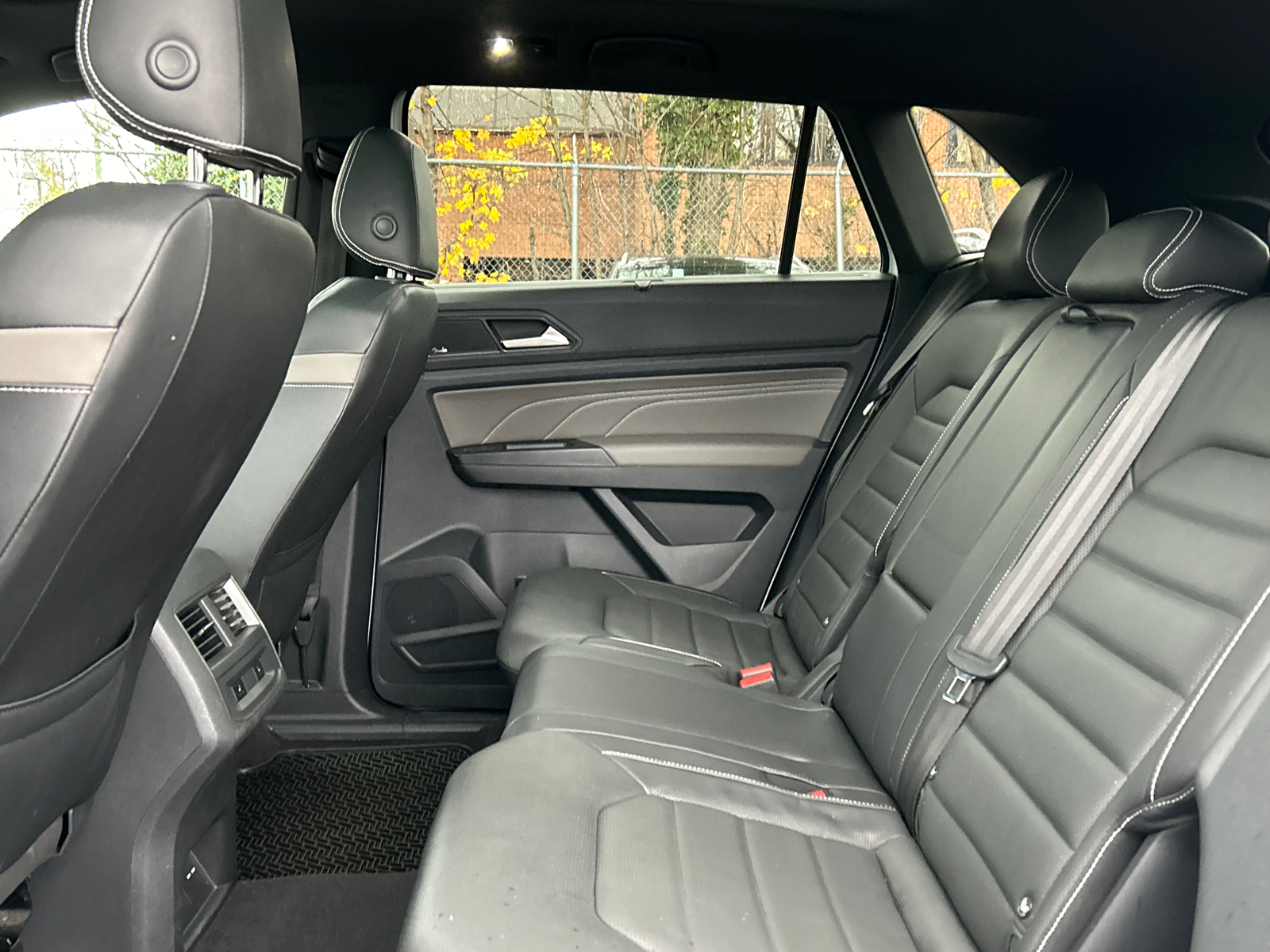 2021 Volkswagen Atlas Cross Sport 3.6L V6 SEL Premium R-Line 21