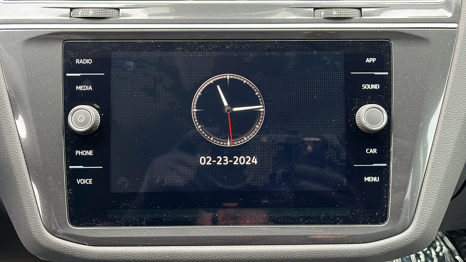 2024 Volkswagen Tiguan 2.0T SE 13
