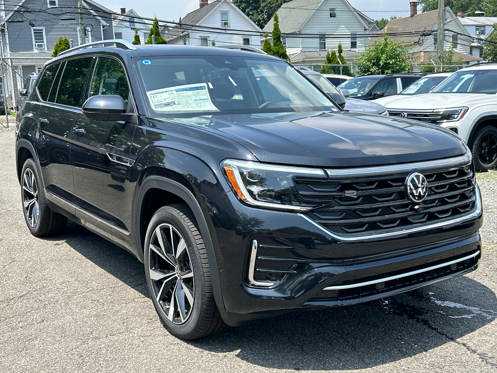 2024 Volkswagen Atlas 2.0T SEL Premium R-Line 2