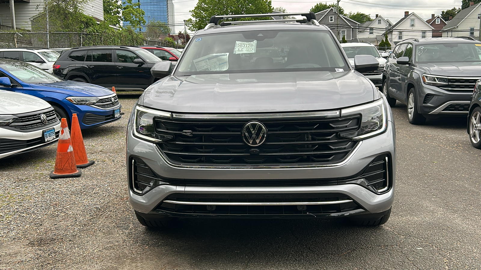 2024 Volkswagen Atlas 2.0T SEL Premium R-Line 3