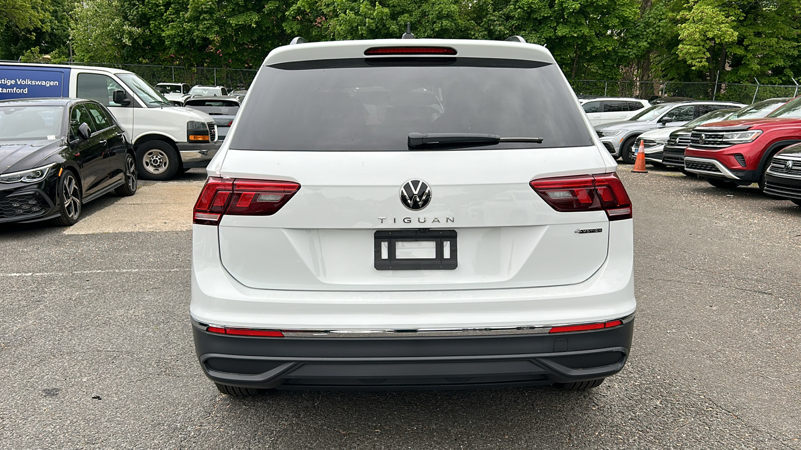 2024 Volkswagen Tiguan 2.0T S 8