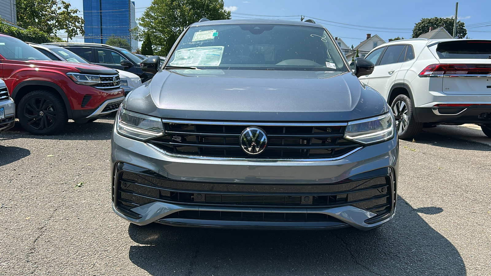 2024 Volkswagen Tiguan 2.0T SE R-Line Black 3