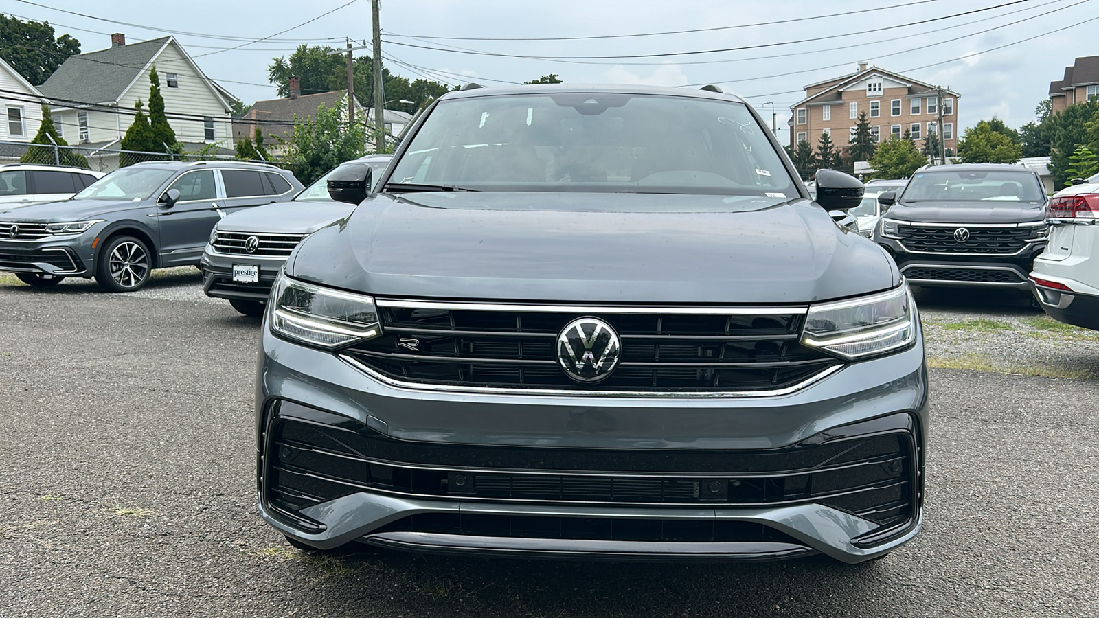 2024 Volkswagen Tiguan 2.0T SE R-Line Black 3