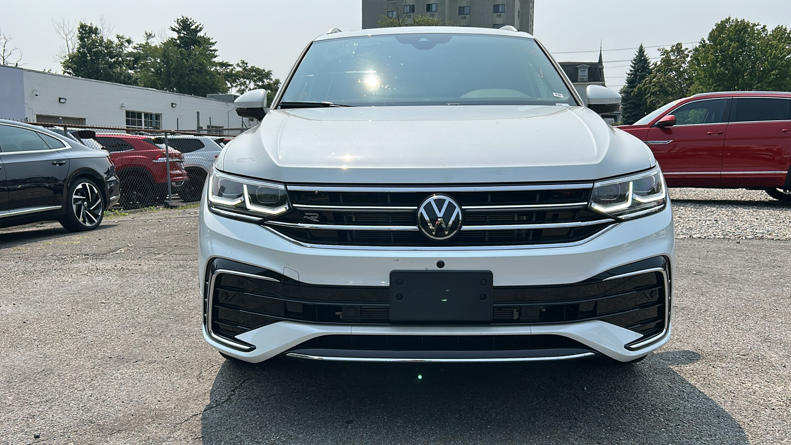 2024 Volkswagen Tiguan 2.0T SEL R-Line 3