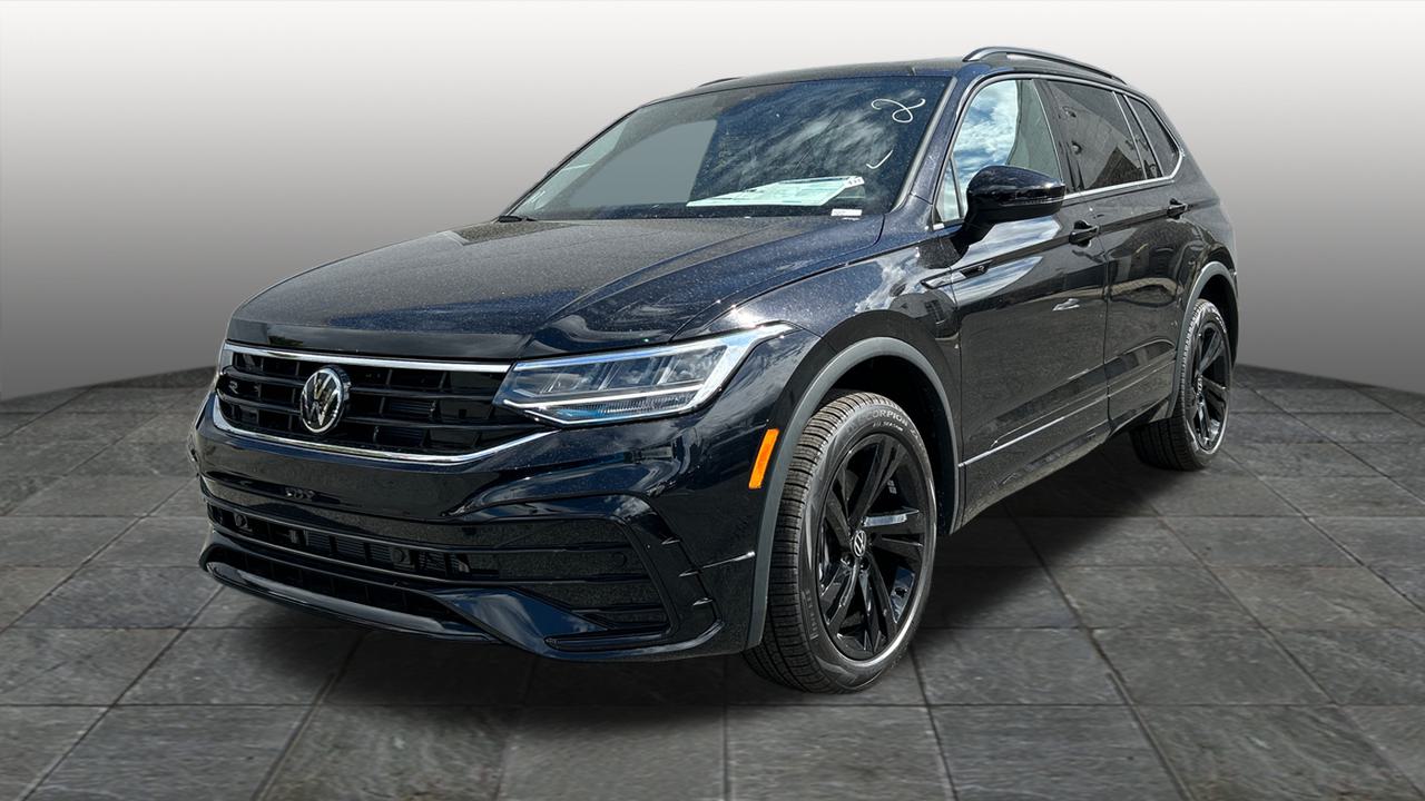 2024 Volkswagen Tiguan 2.0T SE R-Line Black 3