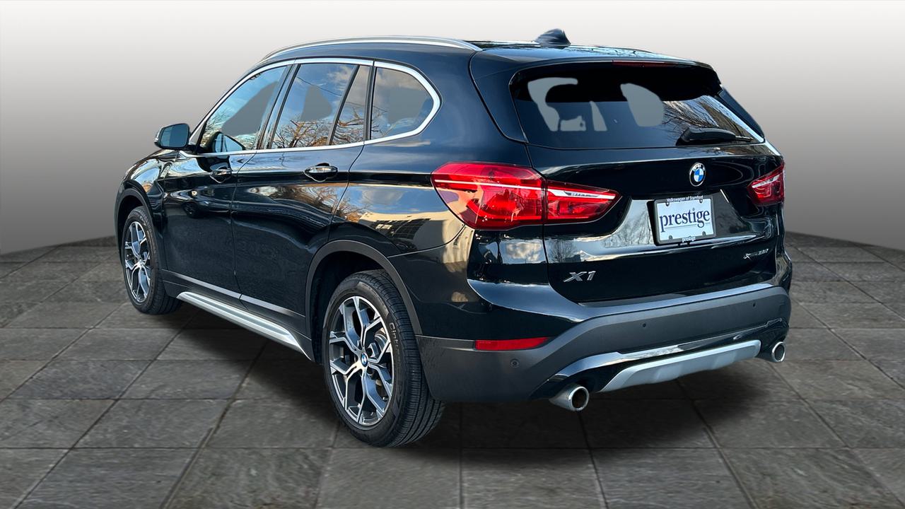 2021 BMW X1 xDrive28i 4