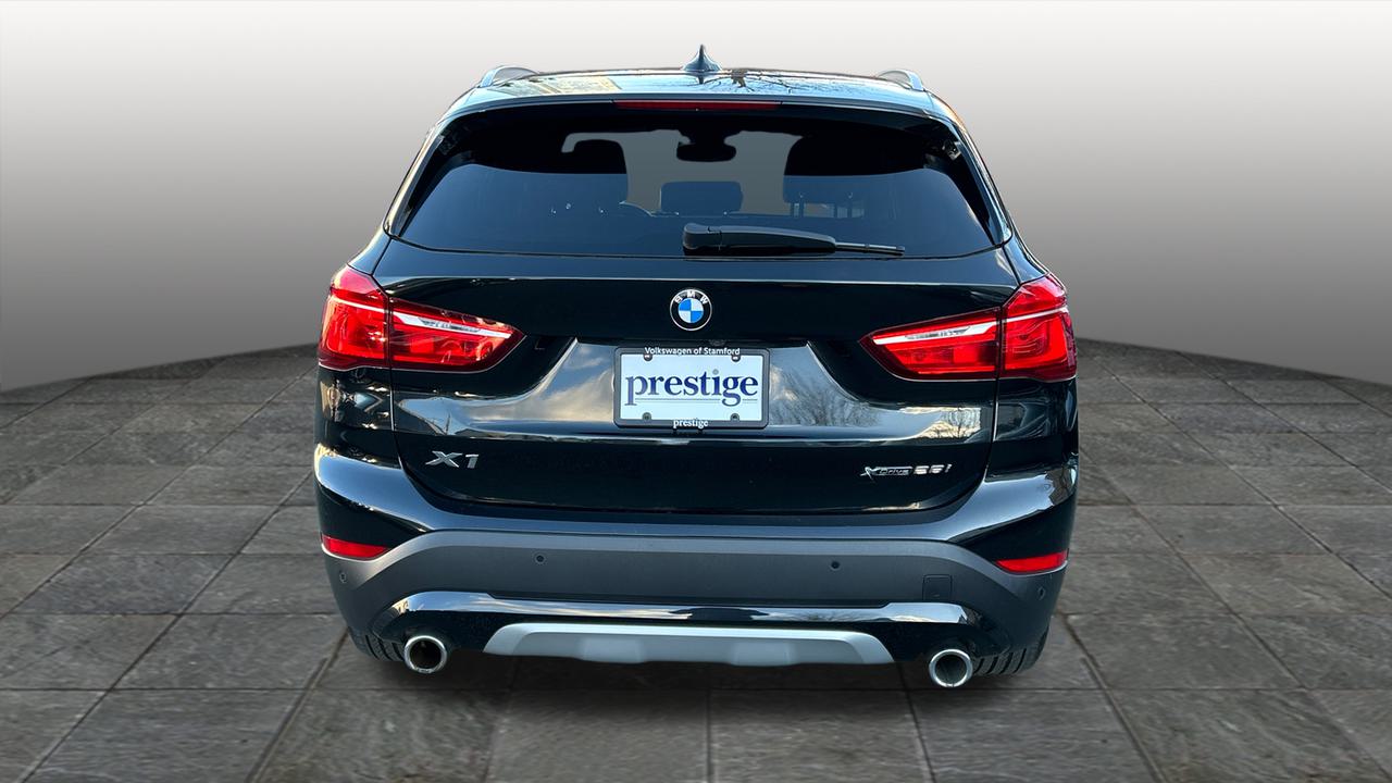 2021 BMW X1 xDrive28i 5