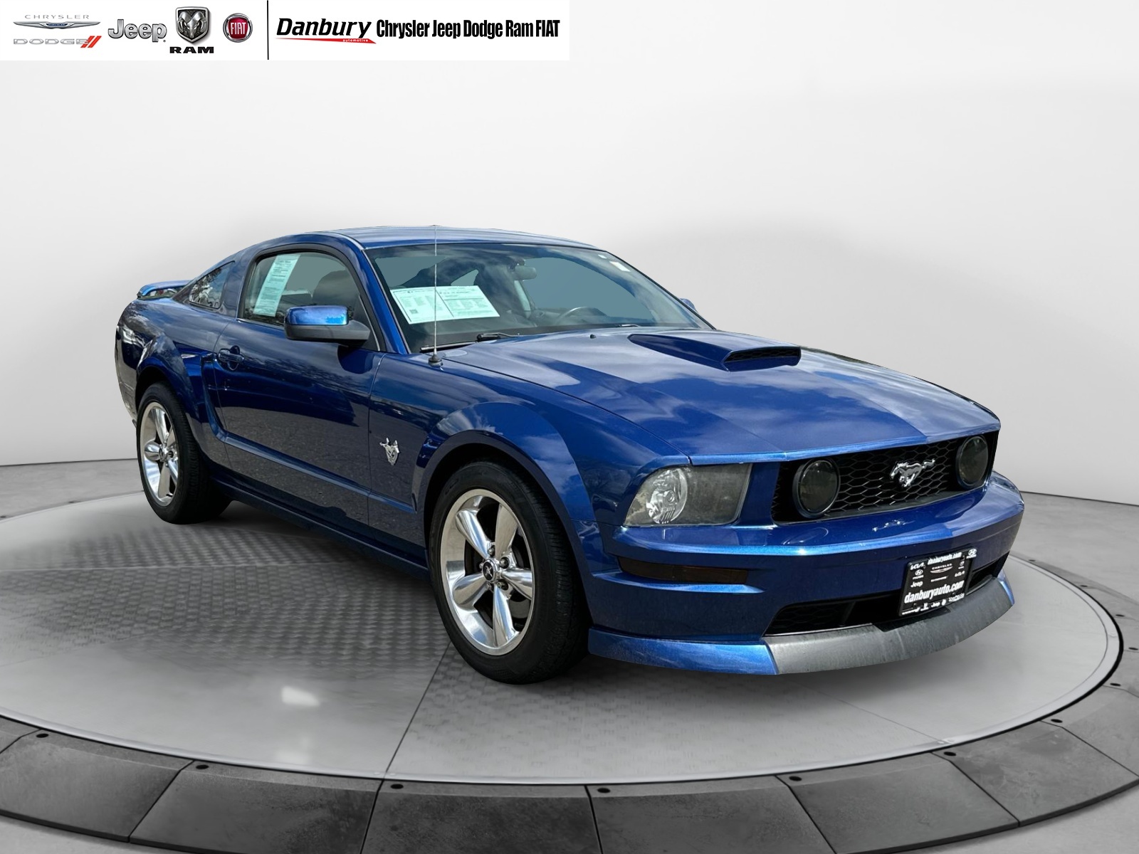 2009 Ford Mustang GT 1