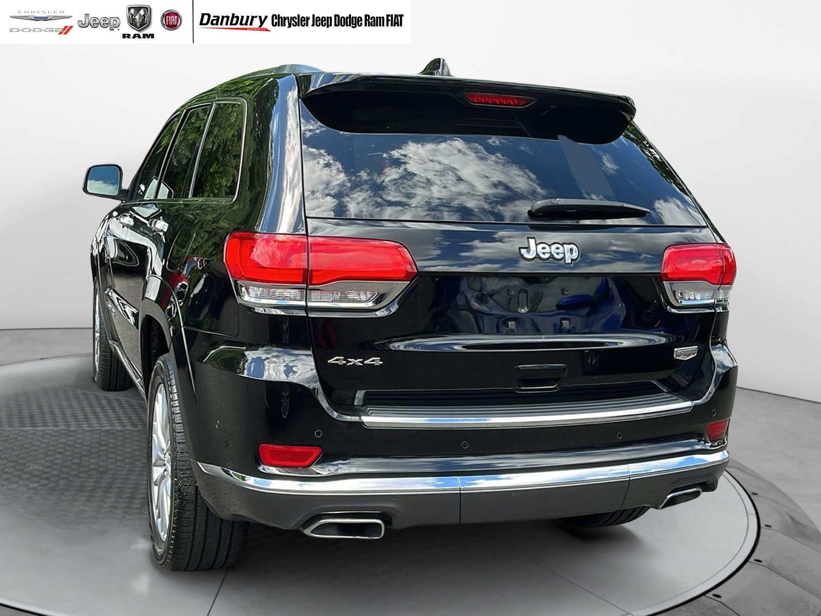 2018 Jeep Grand Cherokee Summit 5