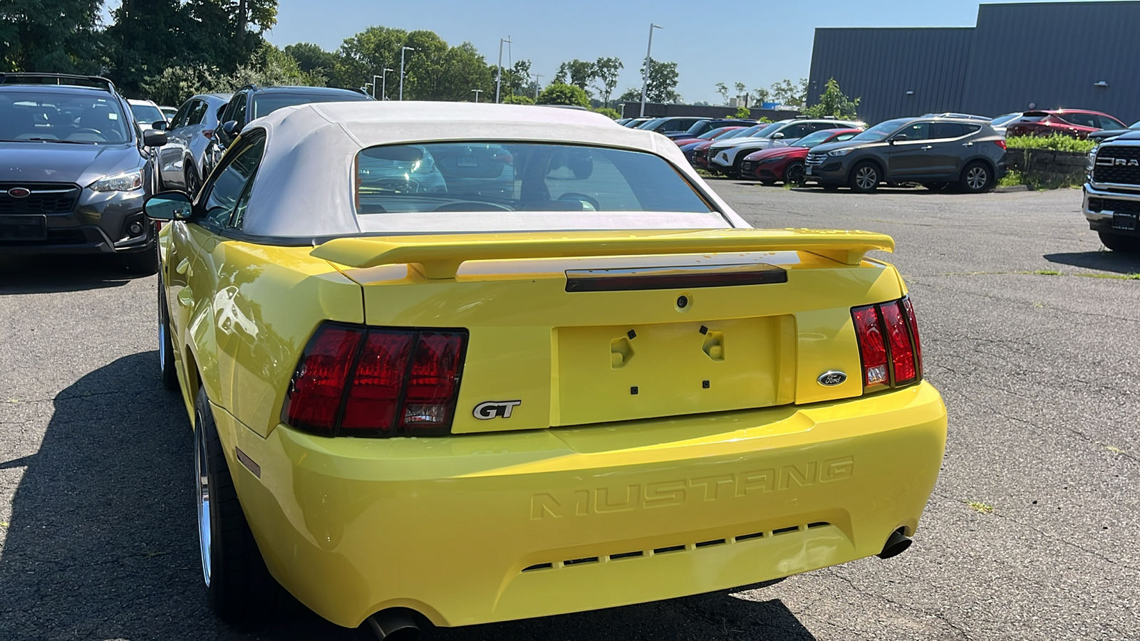 2001 Ford Mustang GT Premium 7