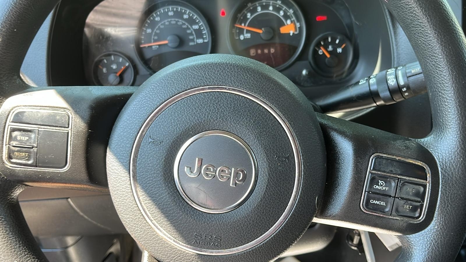 2016 Jeep Patriot Sport 12