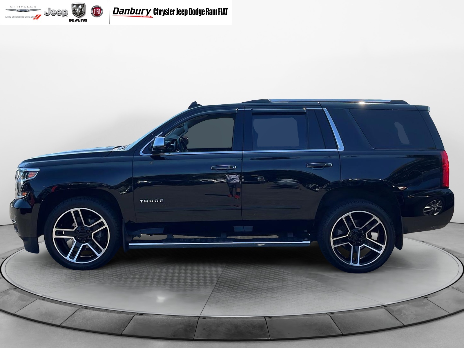 2018 Chevrolet Tahoe Premier 10