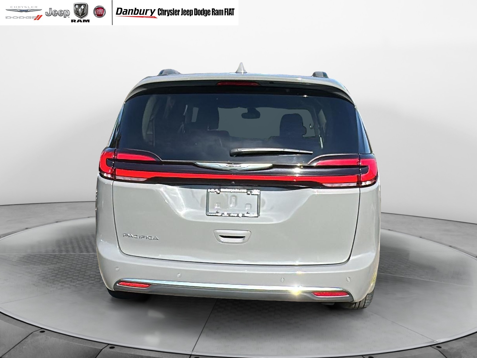 2022 Chrysler Pacifica Touring L 5