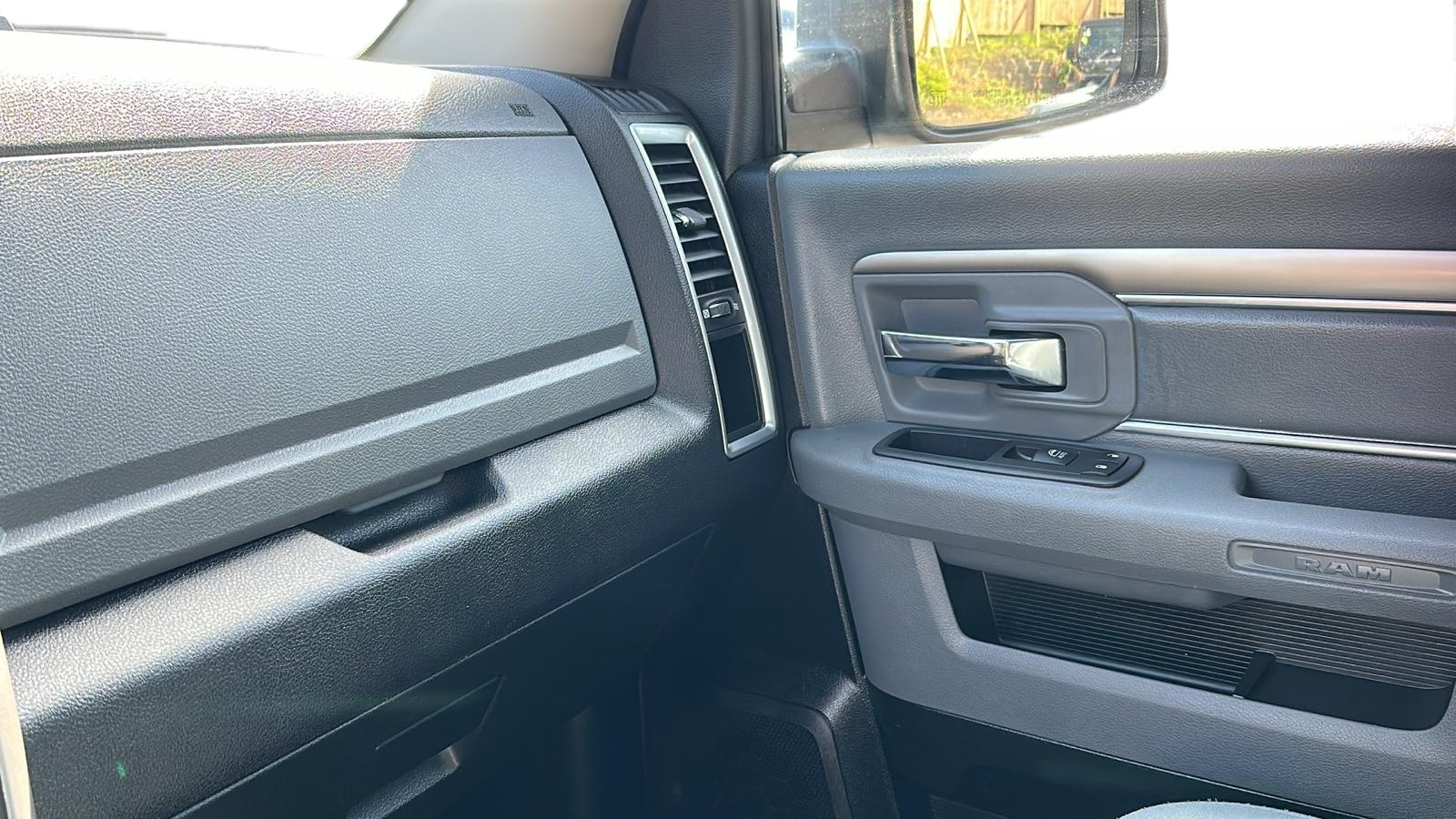 2020 Ram 1500 Classic SLT 4x4 Crew Cab 64 Box 14