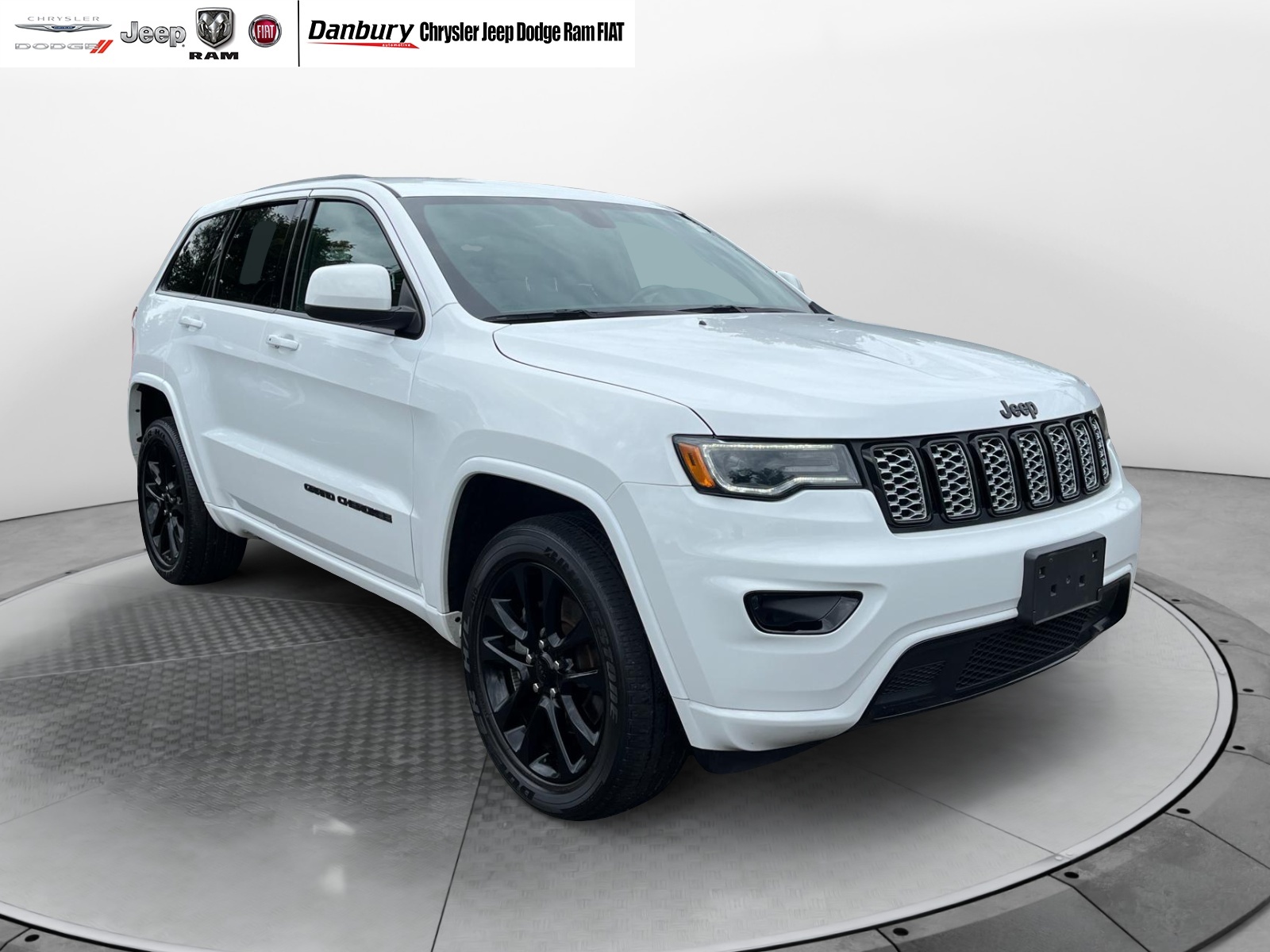 2021 Jeep Grand Cherokee Laredo X 1