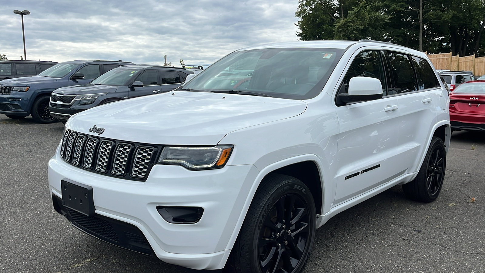 2021 Jeep Grand Cherokee Laredo X 3