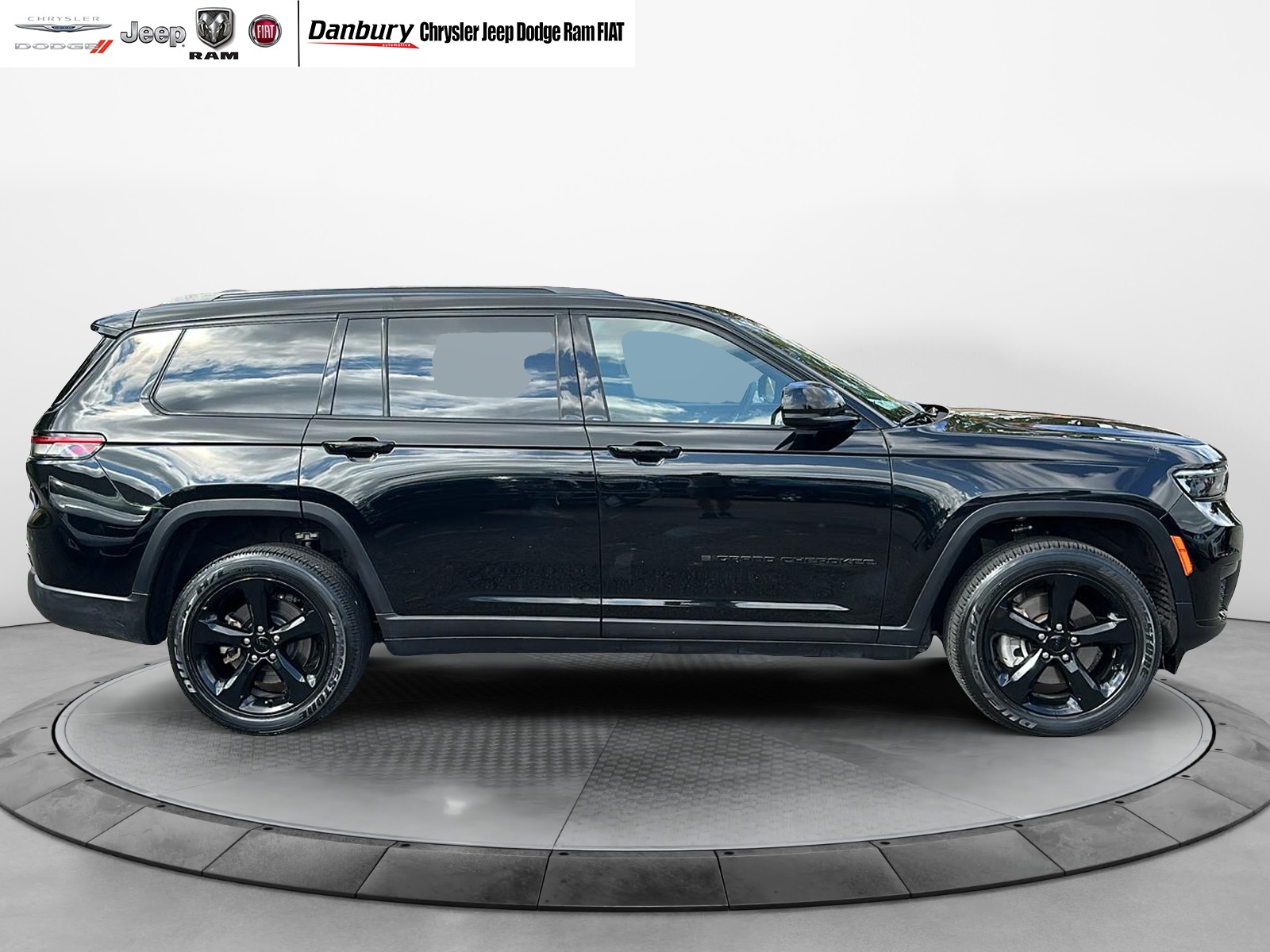 2023 Jeep Grand Cherokee L Altitude 2