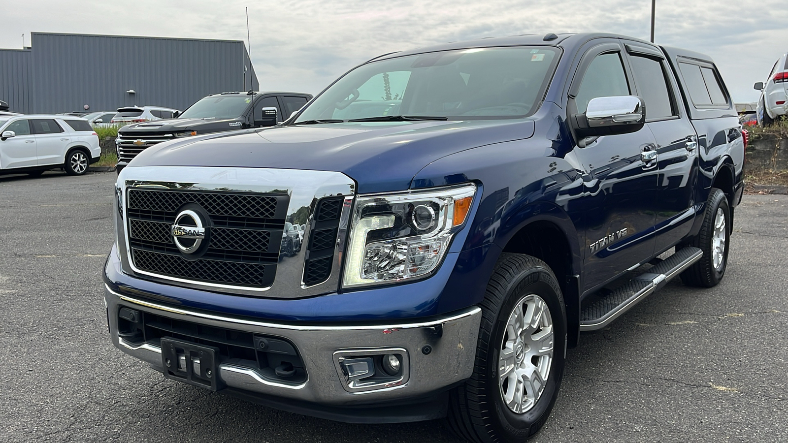 2018 Nissan Titan SL 4x4 Crew Cab 3