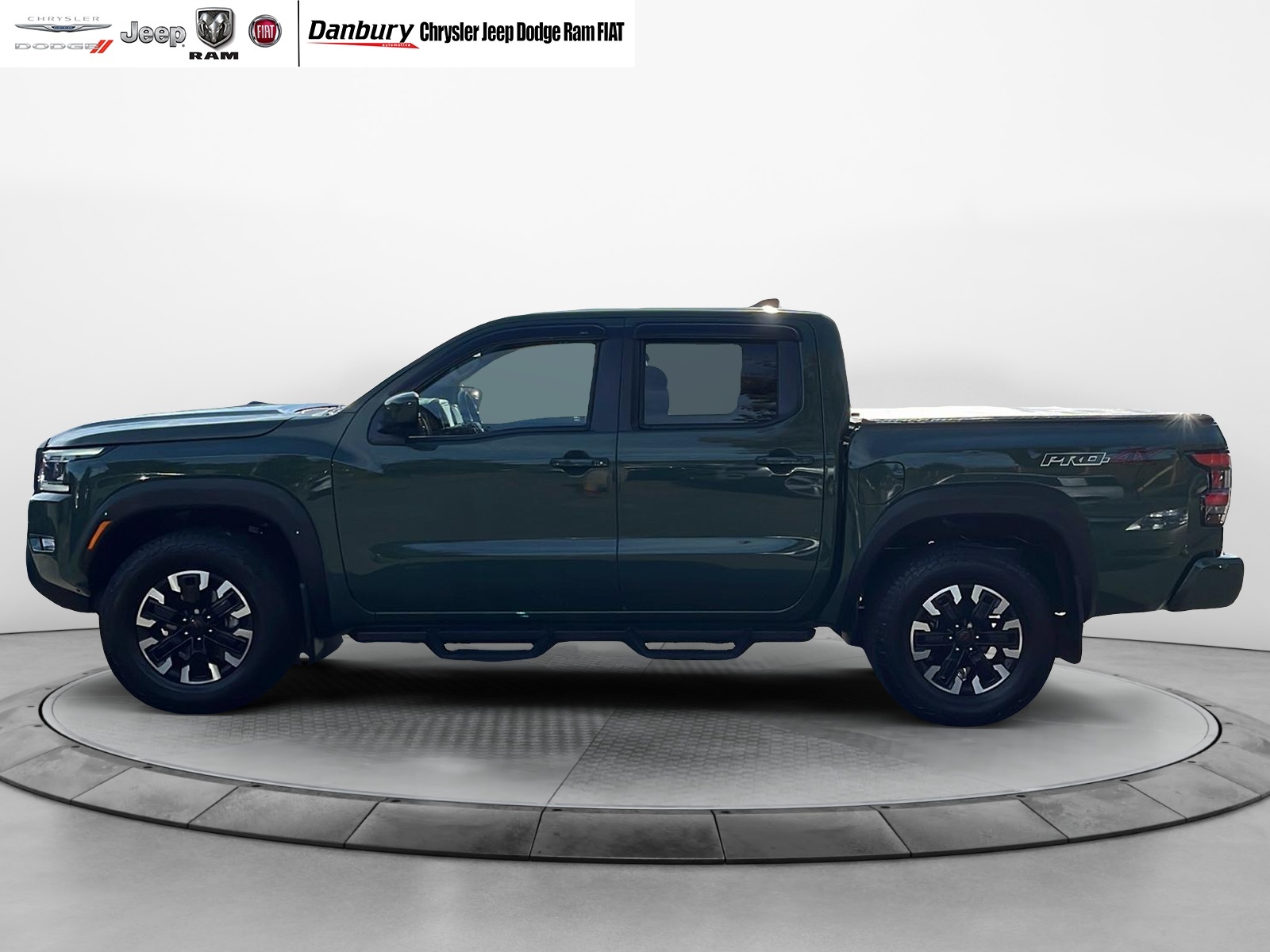 2023 Nissan Frontier PRO-4X Crew Cab 4x4 Auto 7