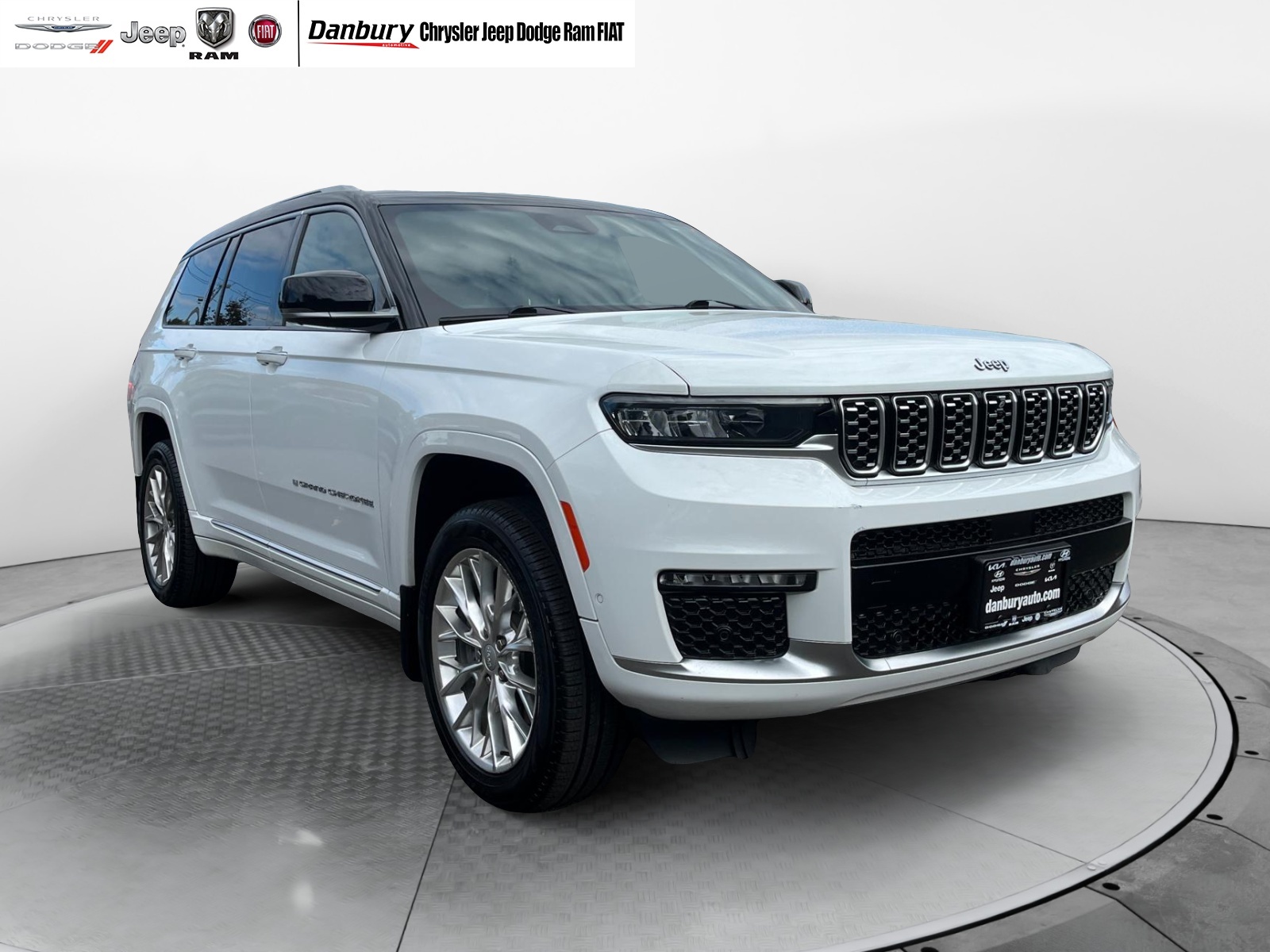 2021 Jeep Grand Cherokee L Summit 1