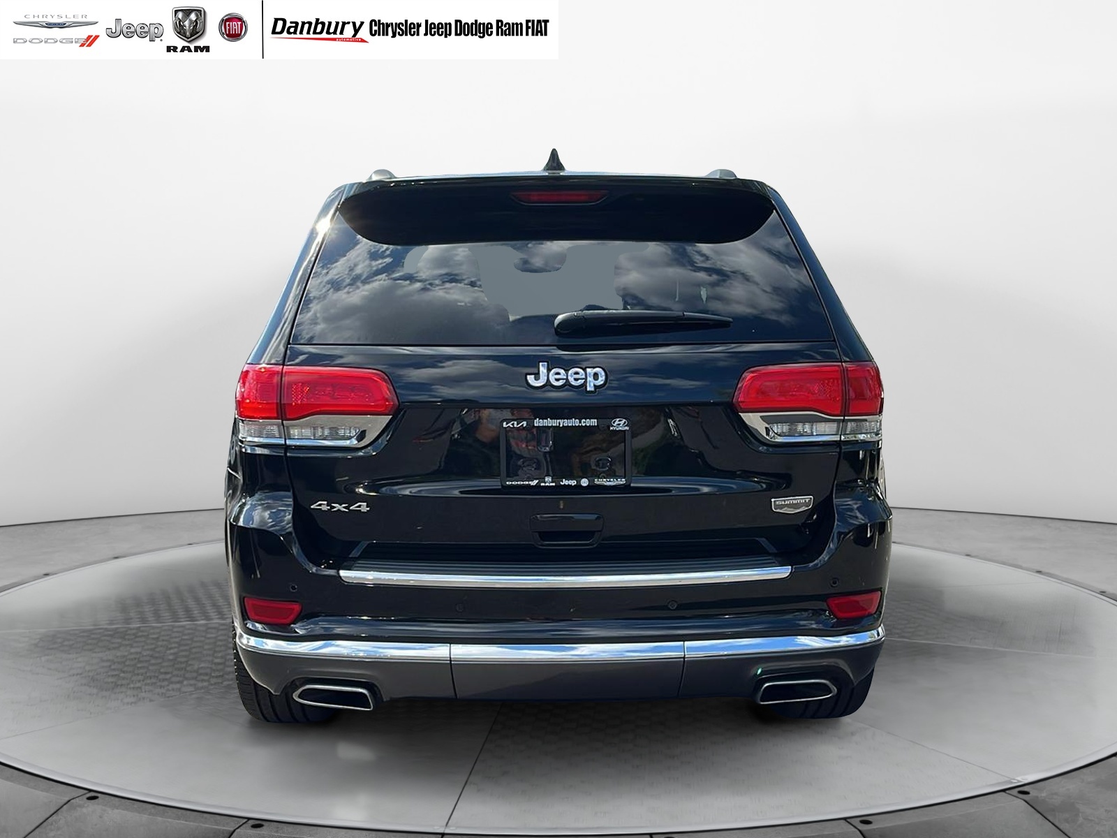 2019 Jeep Grand Cherokee Summit 7