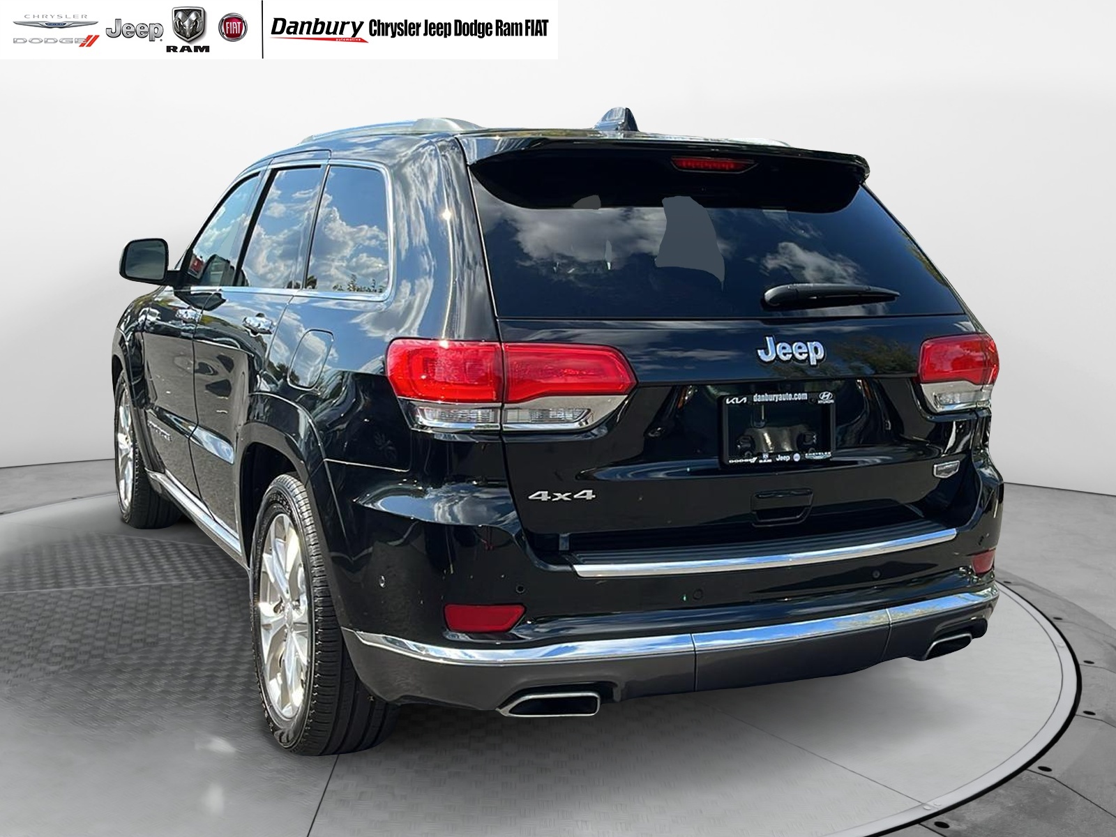 2019 Jeep Grand Cherokee Summit 8