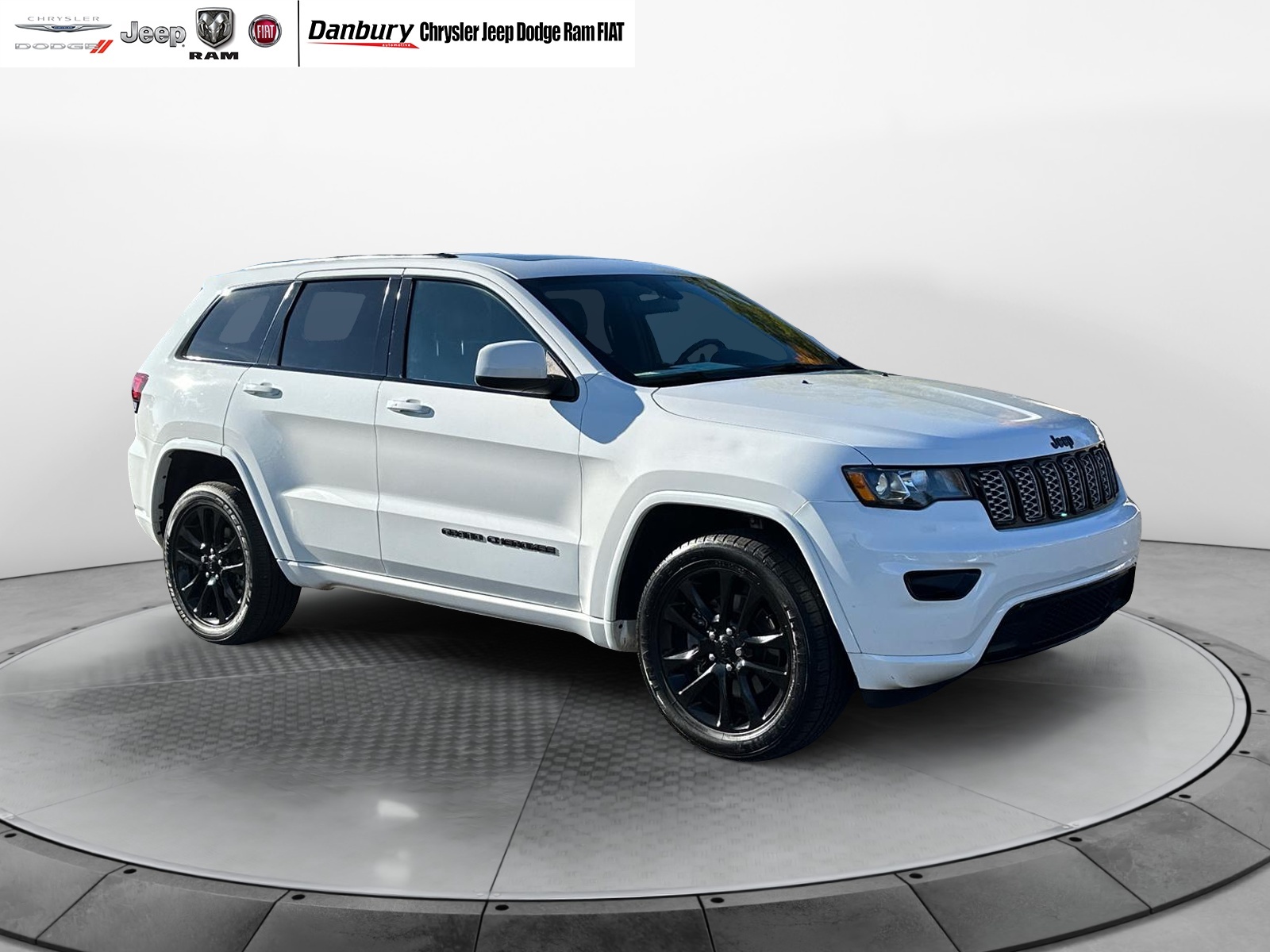 2021 Jeep Grand Cherokee Laredo X 1