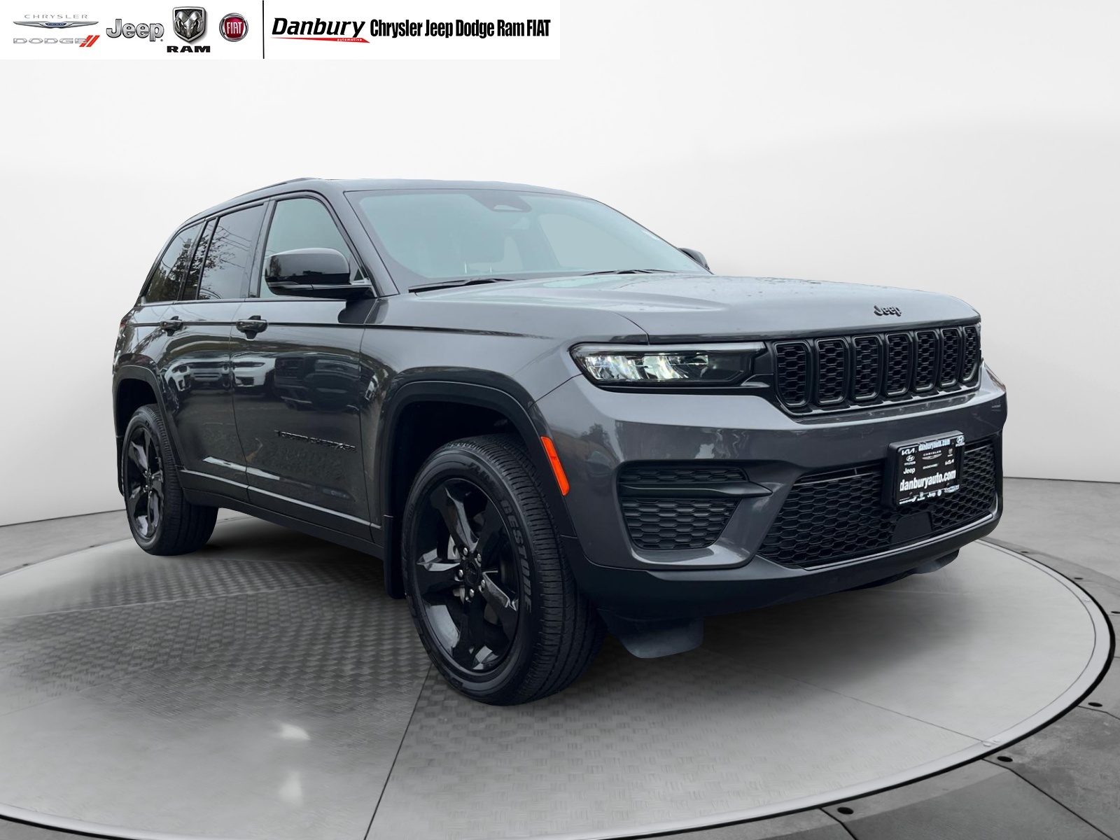 2024 Jeep Grand Cherokee Altitude X 1