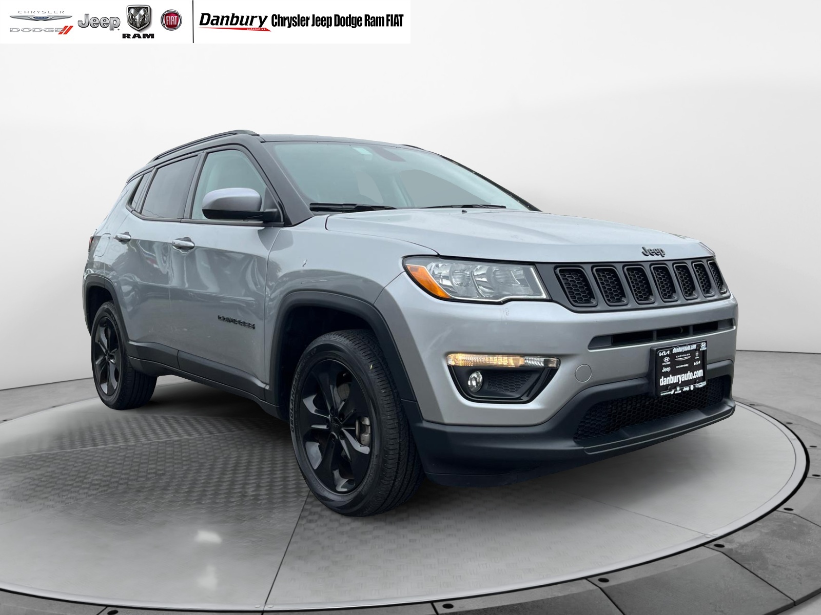 2021 Jeep Compass Altitude 1