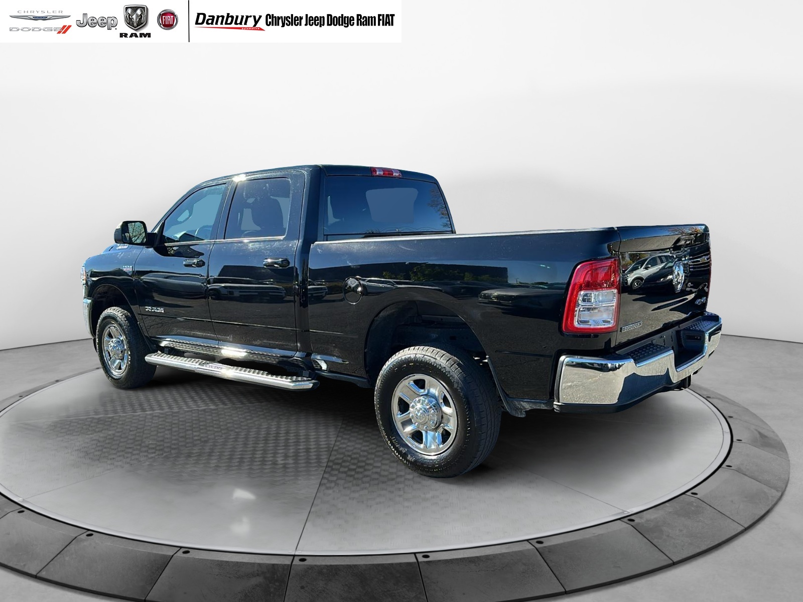 2022 Ram 2500 Big Horn 4x4 Crew Cab 64 Box 5