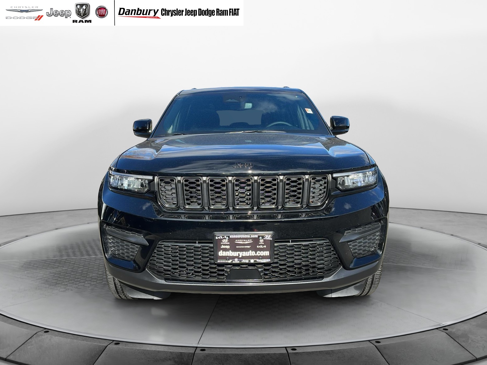 2023 Jeep Grand Cherokee Altitude 2