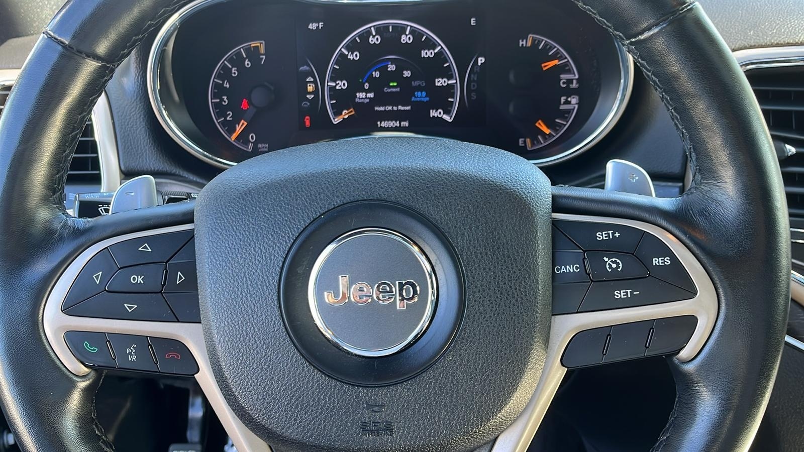 2015 Jeep Grand Cherokee Limited 11