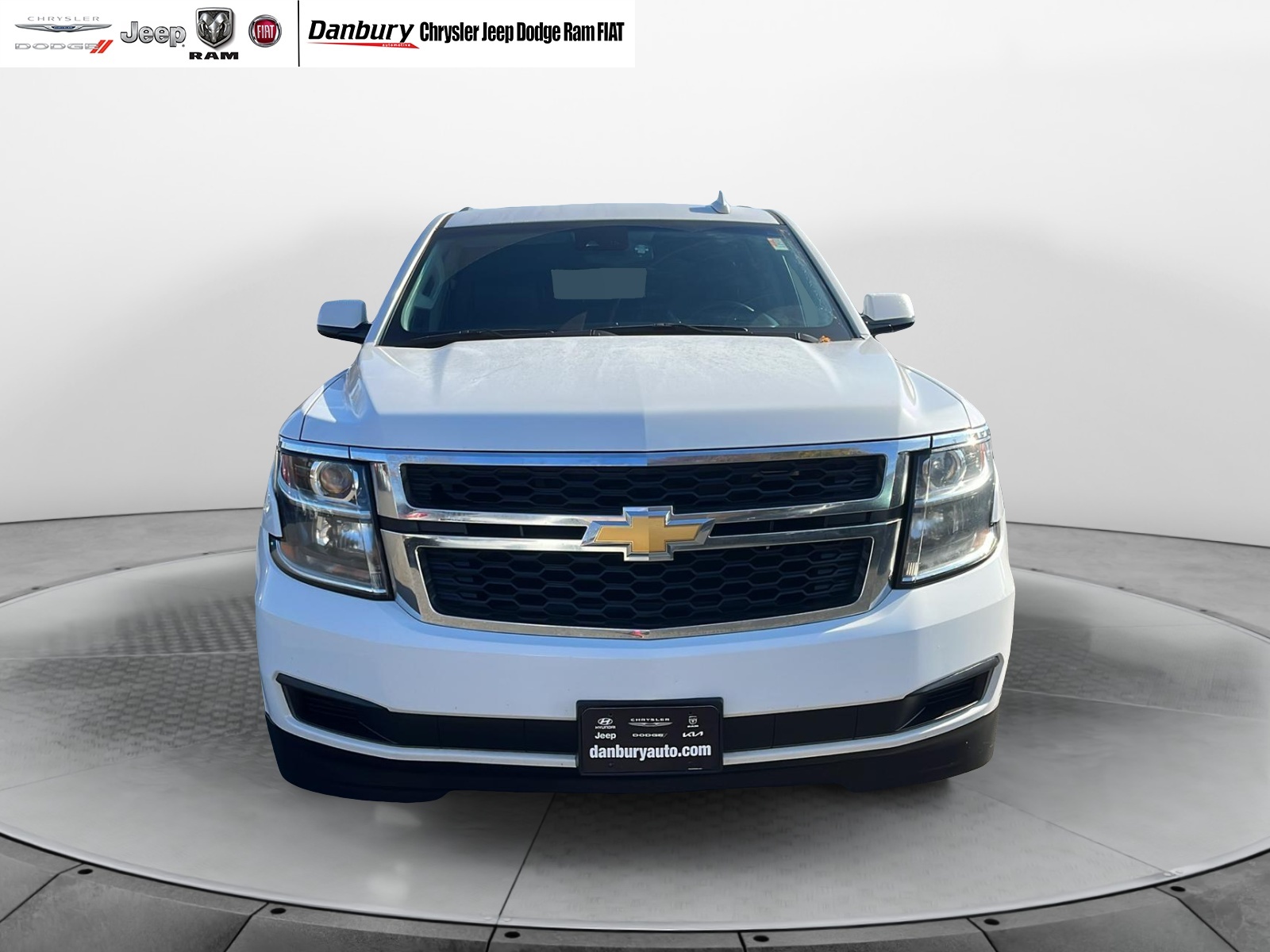 2016 Chevrolet Suburban LT 2