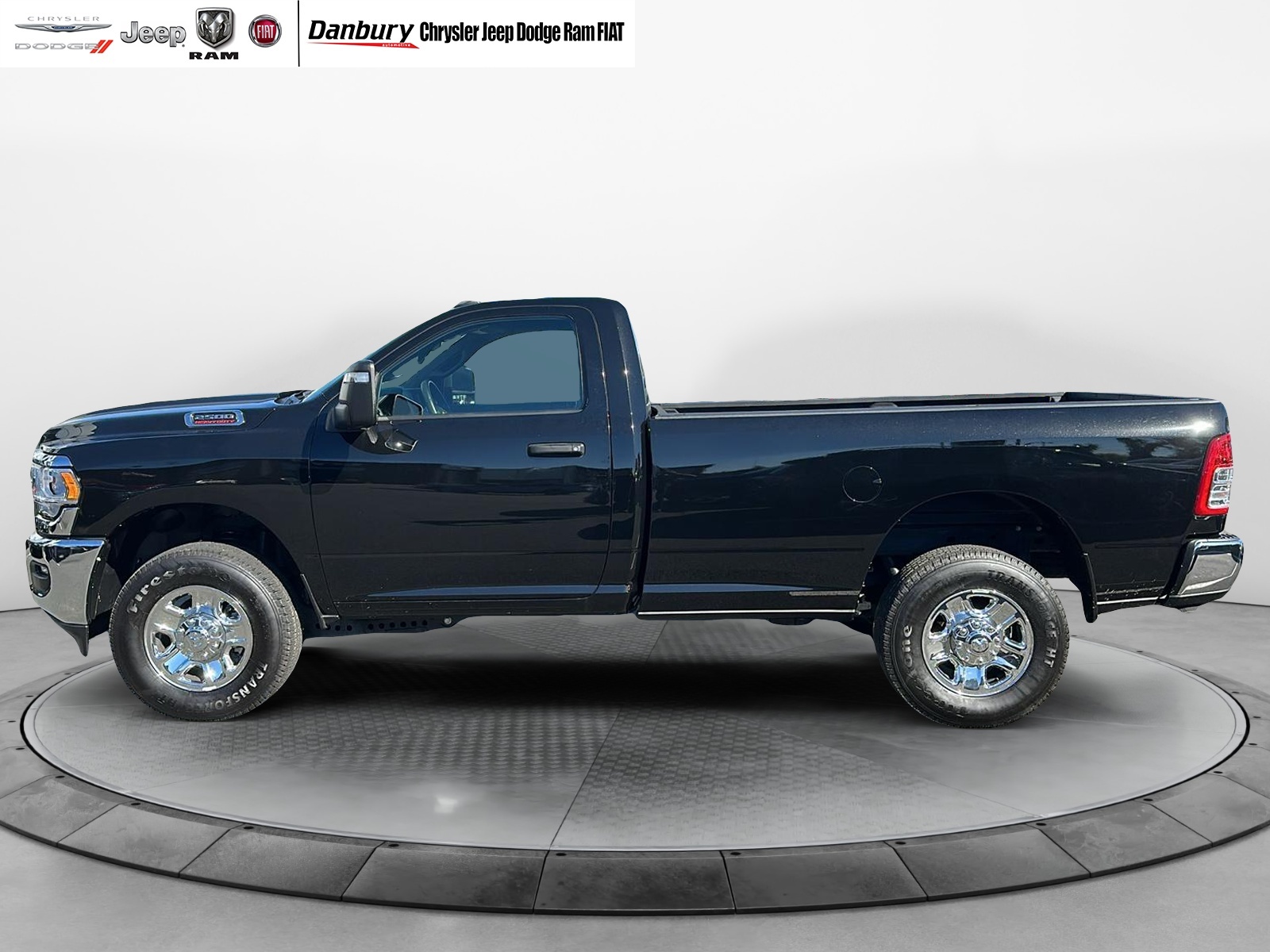 2023 Ram 2500 Tradesman 4x4 Reg Cab 8 Box 6