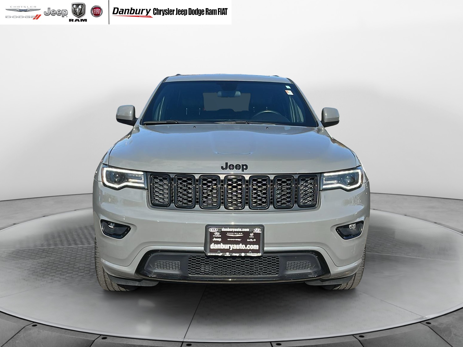 2021 Jeep Grand Cherokee Laredo X 2