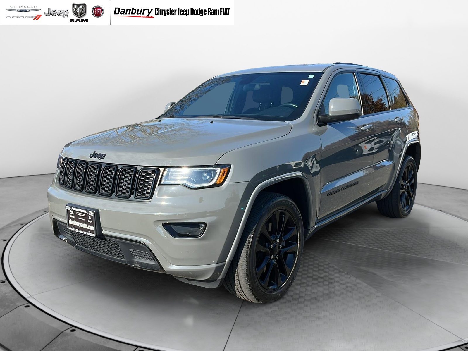 2021 Jeep Grand Cherokee Laredo X 3