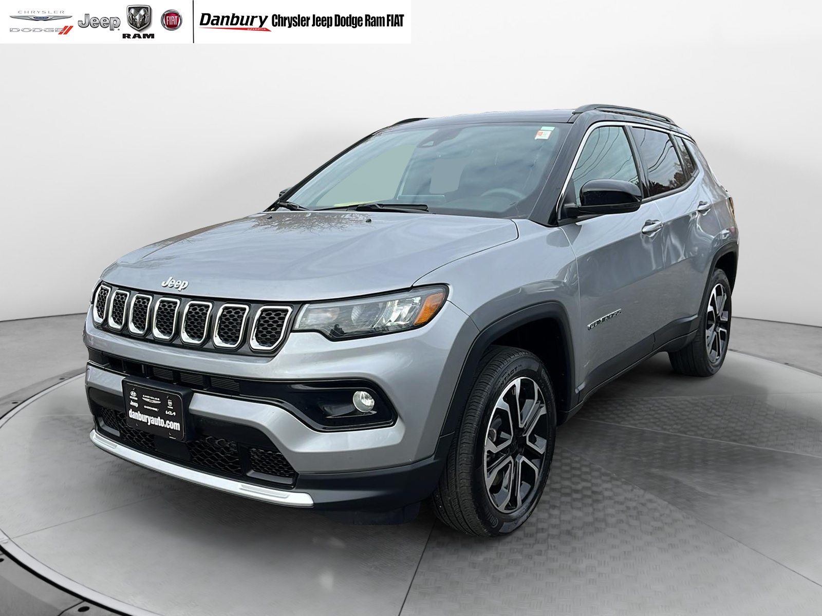 2023 Jeep Compass Limited 3