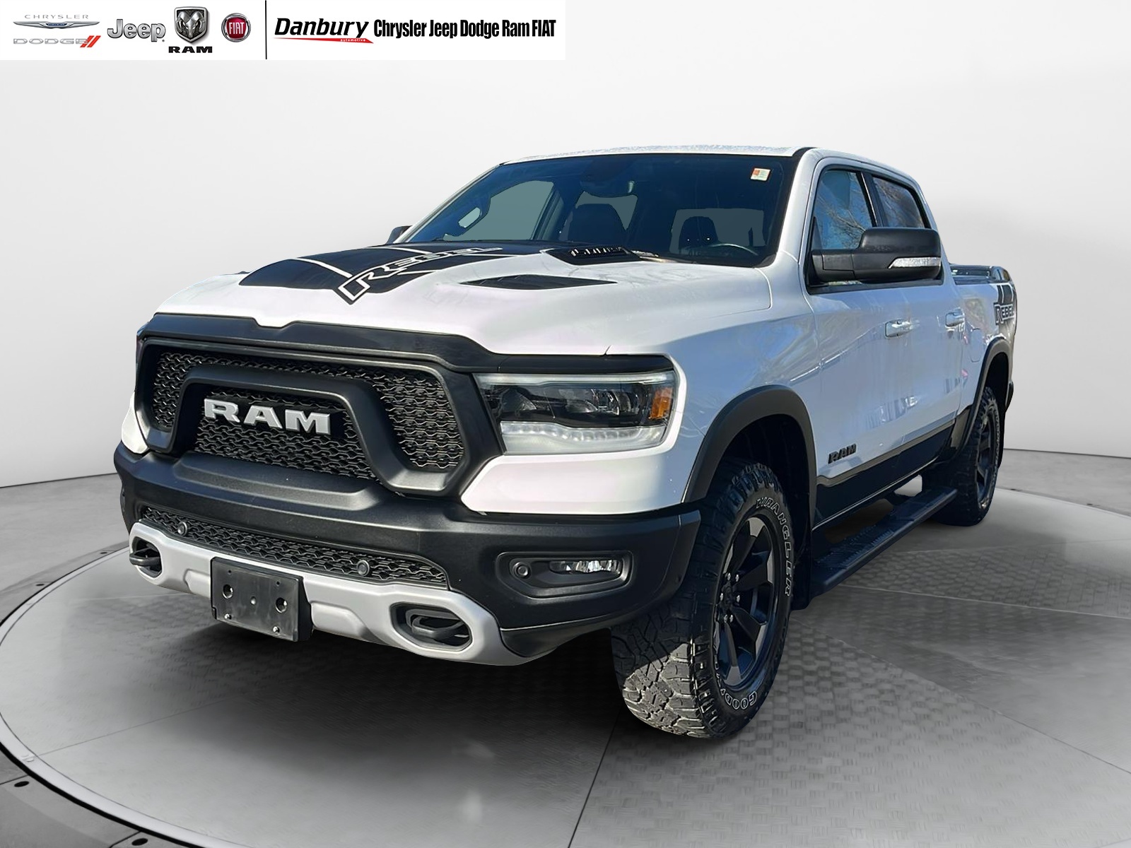 2020 Ram 1500 Rebel 4x4 Crew Cab 57 Box 3