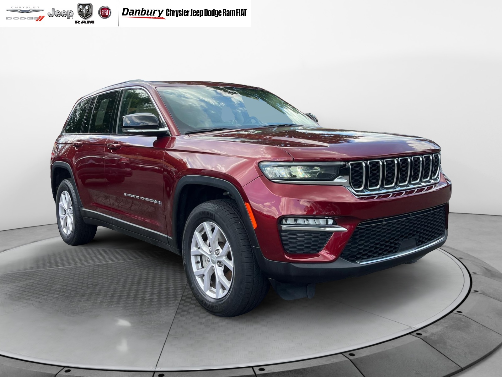 2022 Jeep Grand Cherokee Limited 1