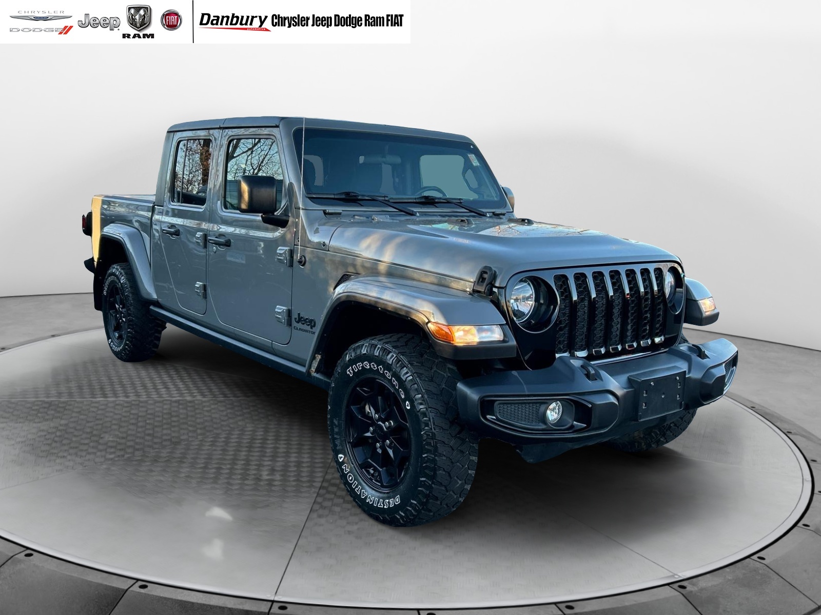 2021 Jeep Gladiator Willys 4x4 1