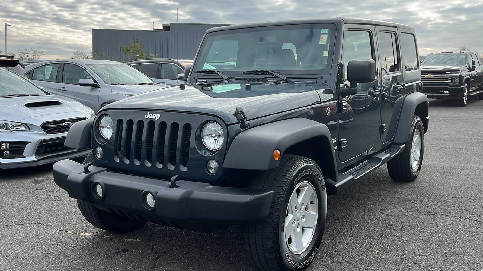 2017 Jeep Wrangler Unlimited Sport 3