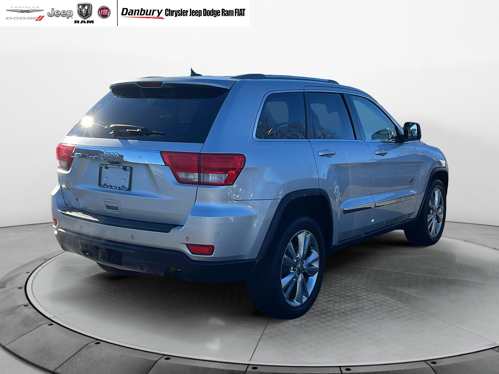 2011 Jeep Grand Cherokee 70th Anniversary 7