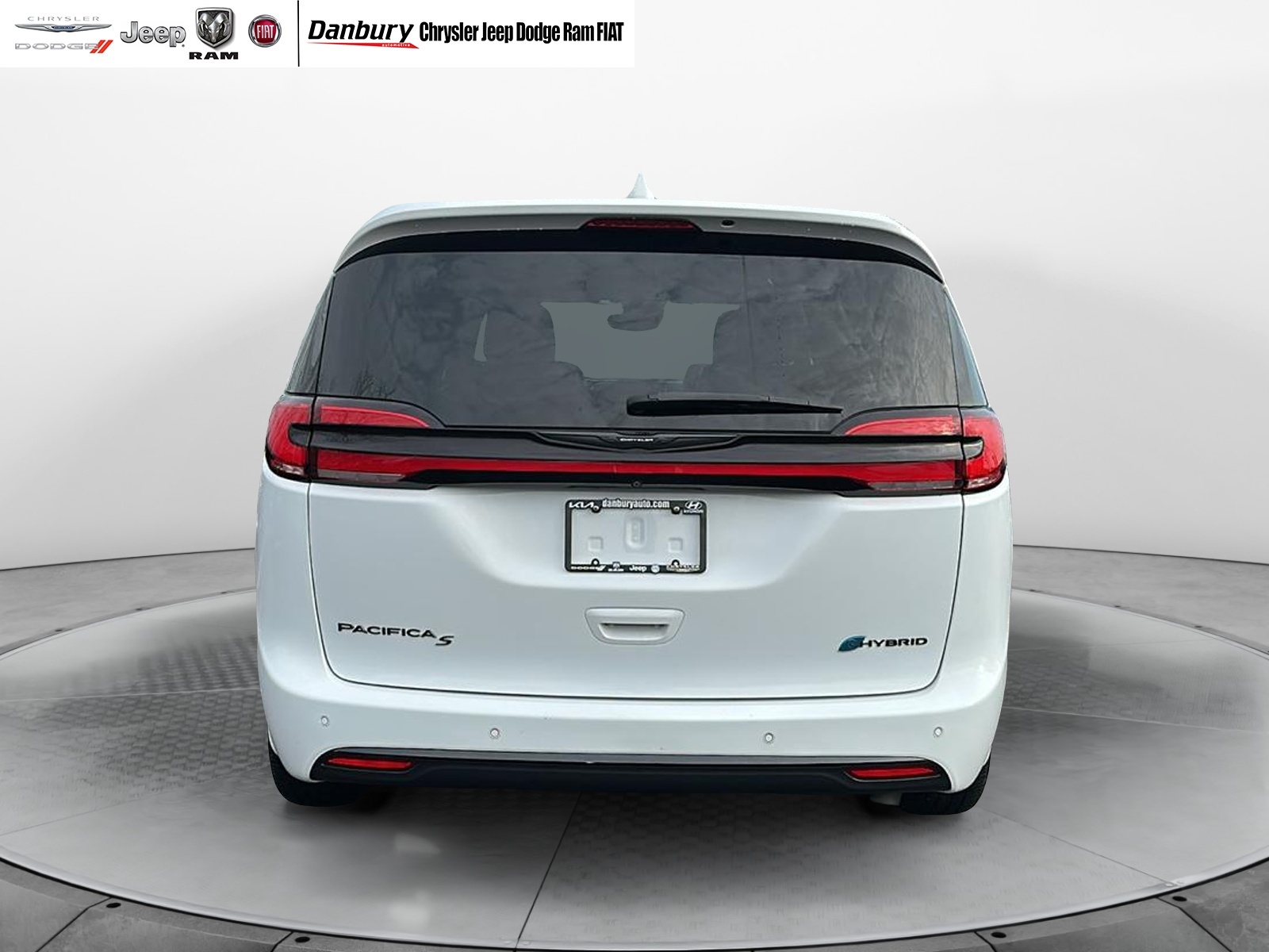 2022 Chrysler Pacifica Hybrid Touring L 6