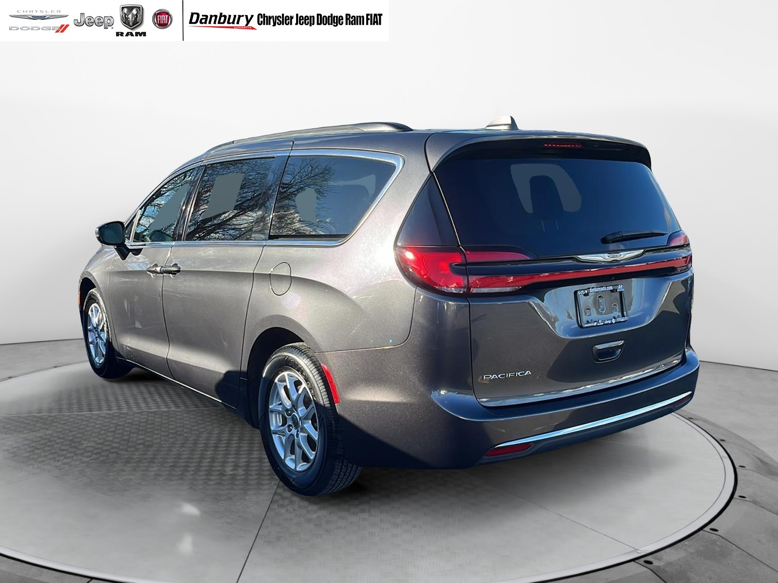 2022 Chrysler Pacifica Touring L 5