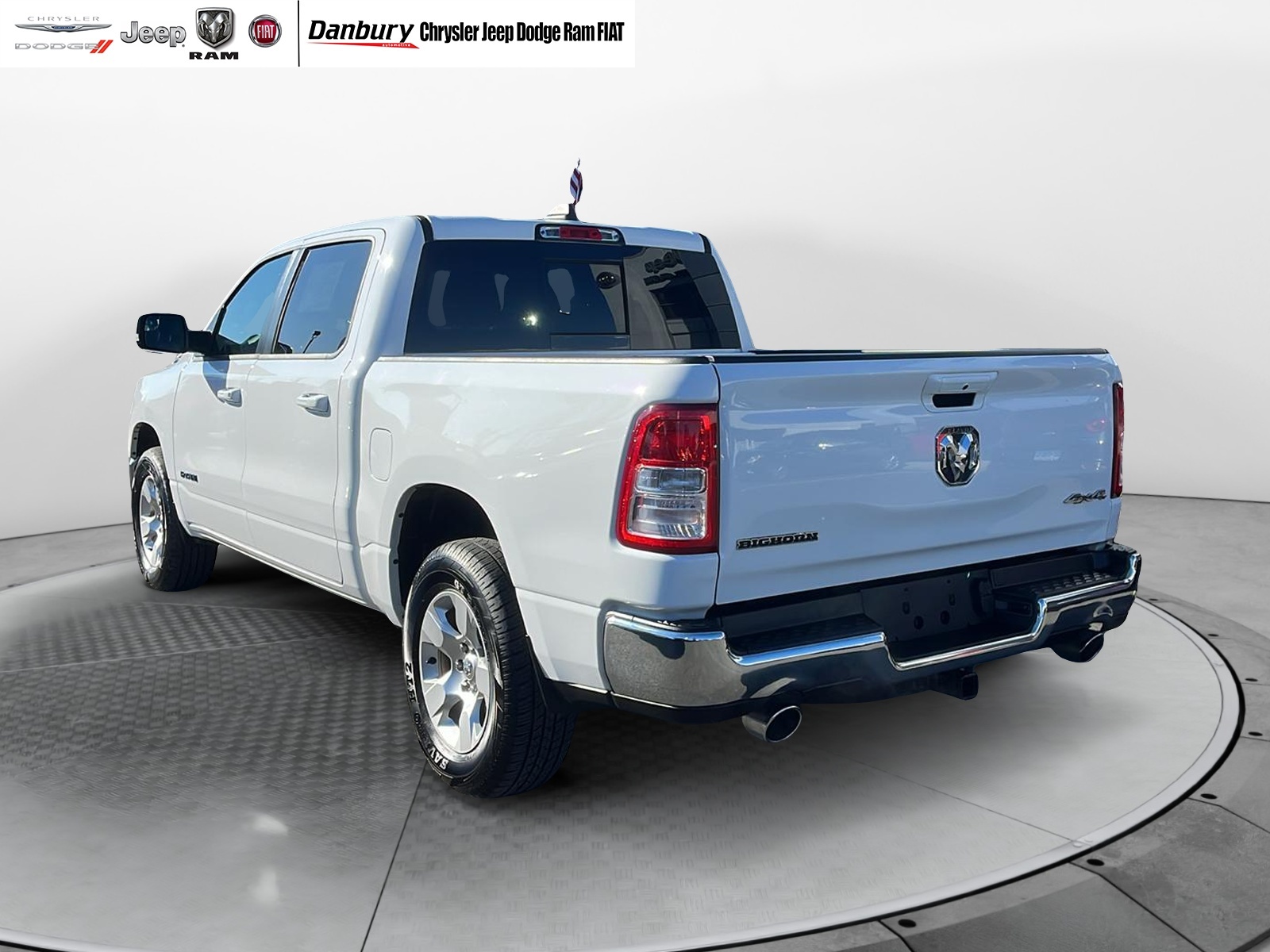 2021 Ram 1500 Big Horn 4x4 Crew Cab 57 Box 4