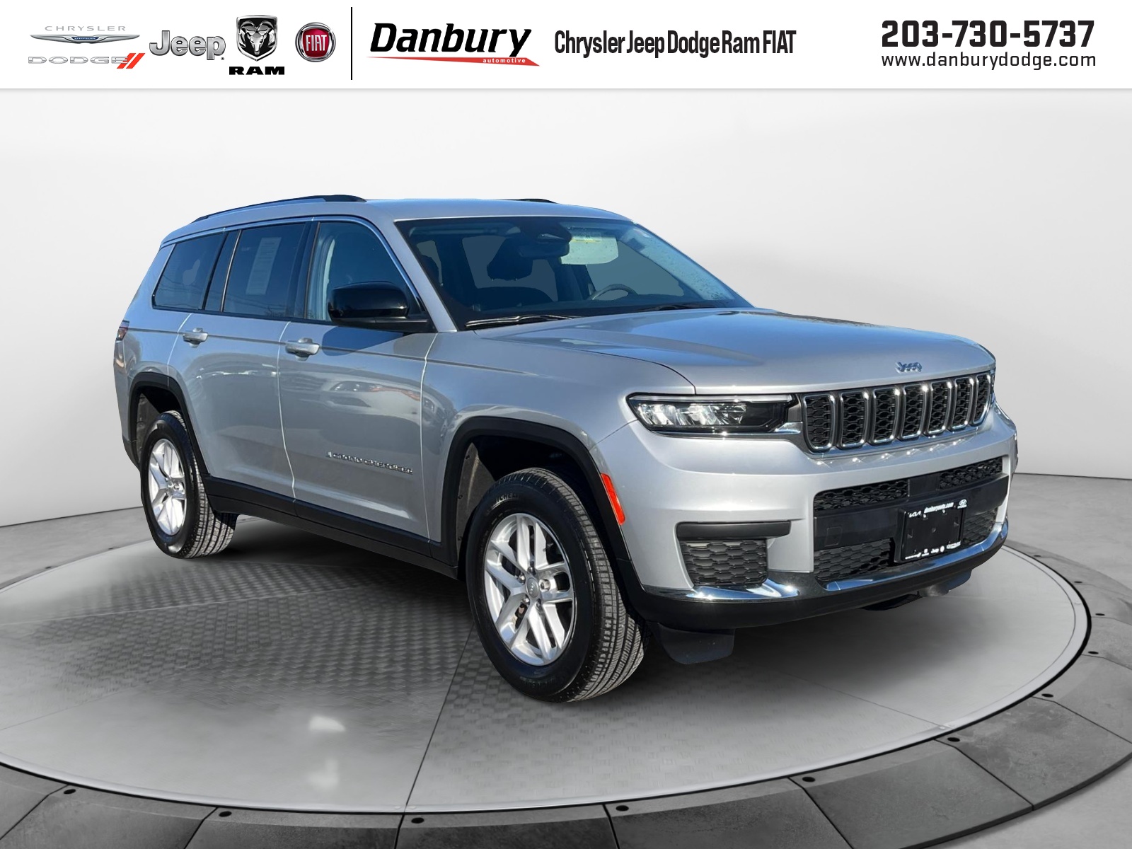 2023 Jeep Grand Cherokee L Laredo 1