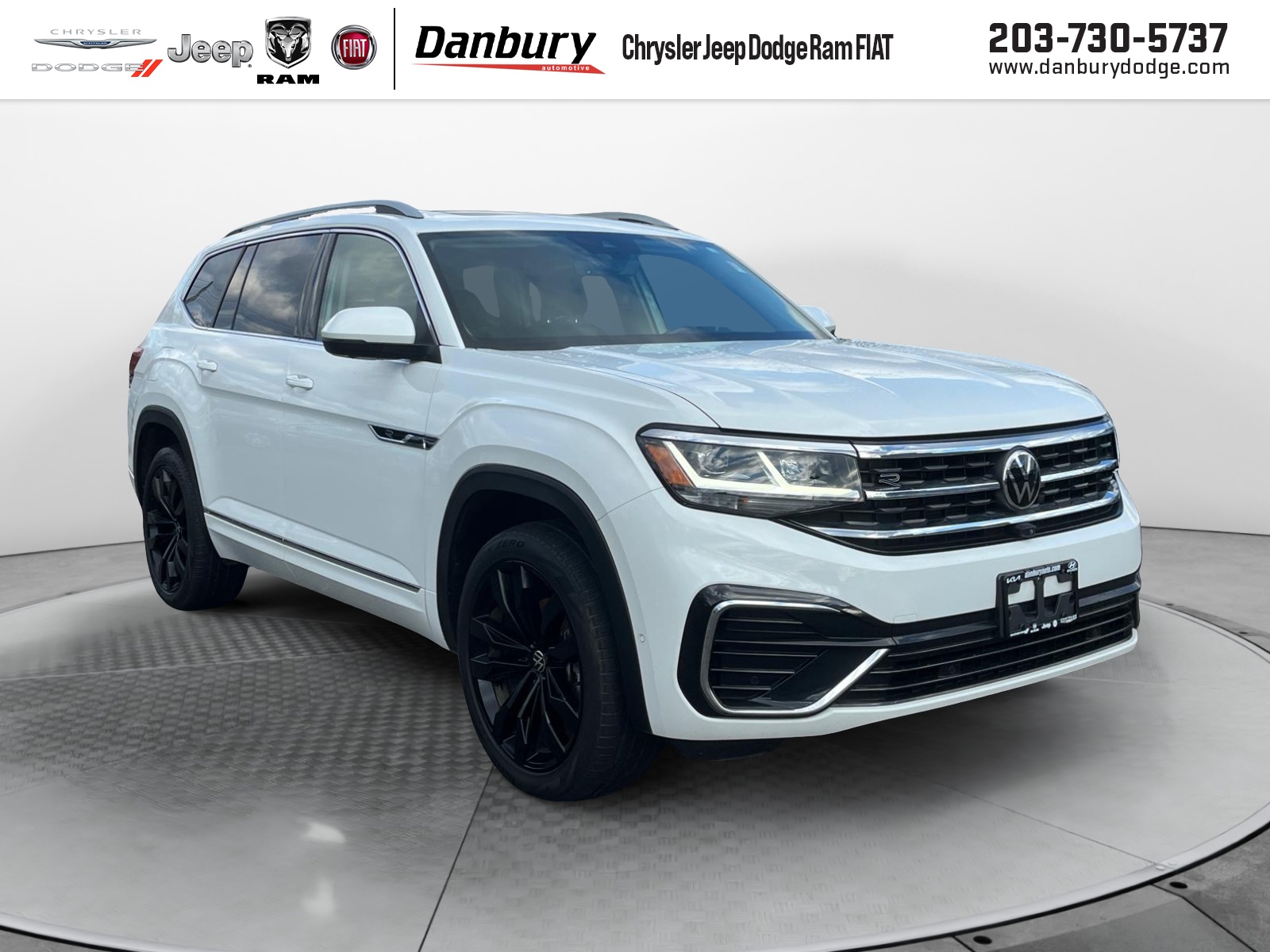 2022 Volkswagen Atlas 3.6L V6 SEL Premium R-Line 1