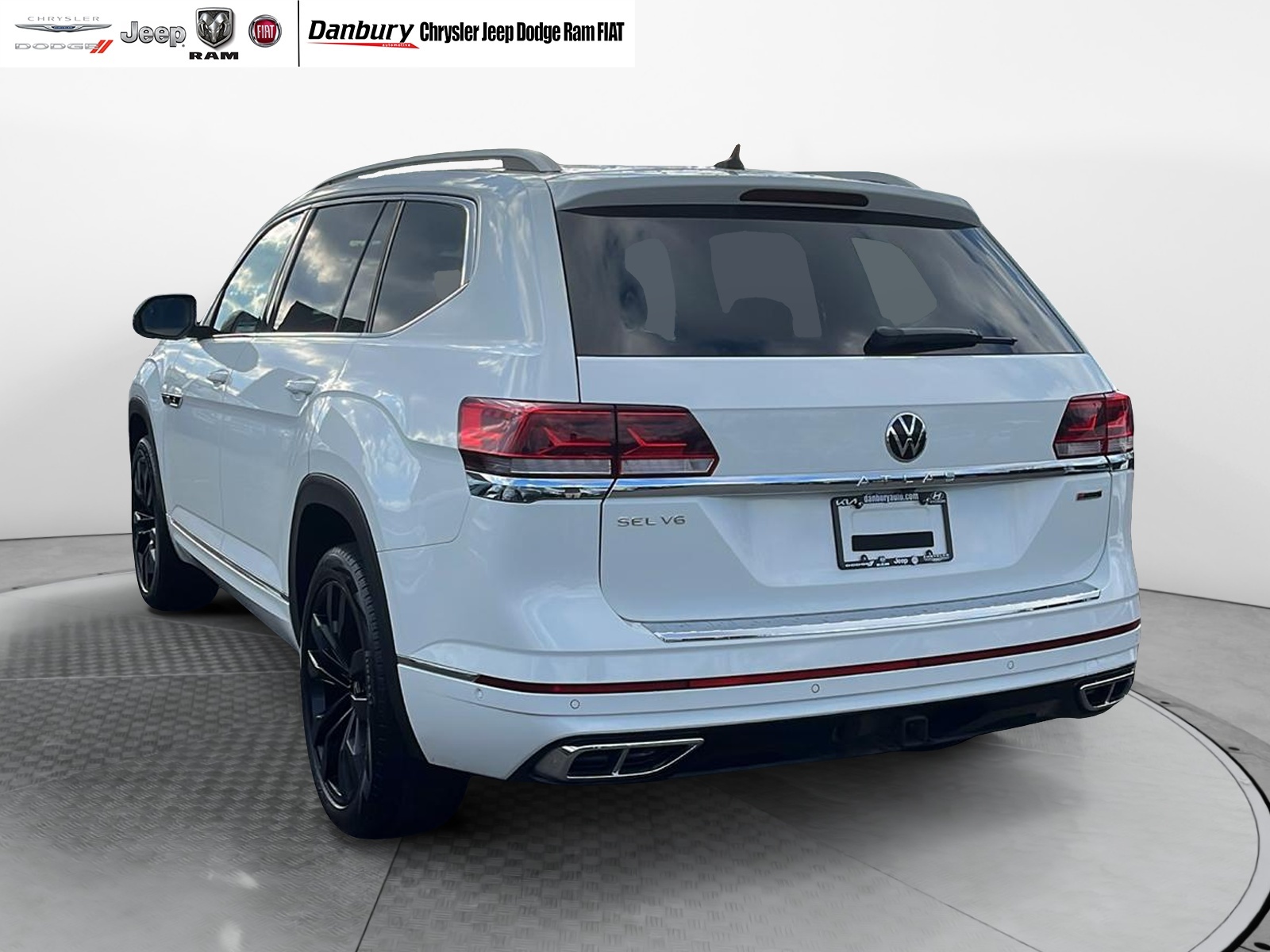 2022 Volkswagen Atlas 3.6L V6 SEL Premium R-Line 5