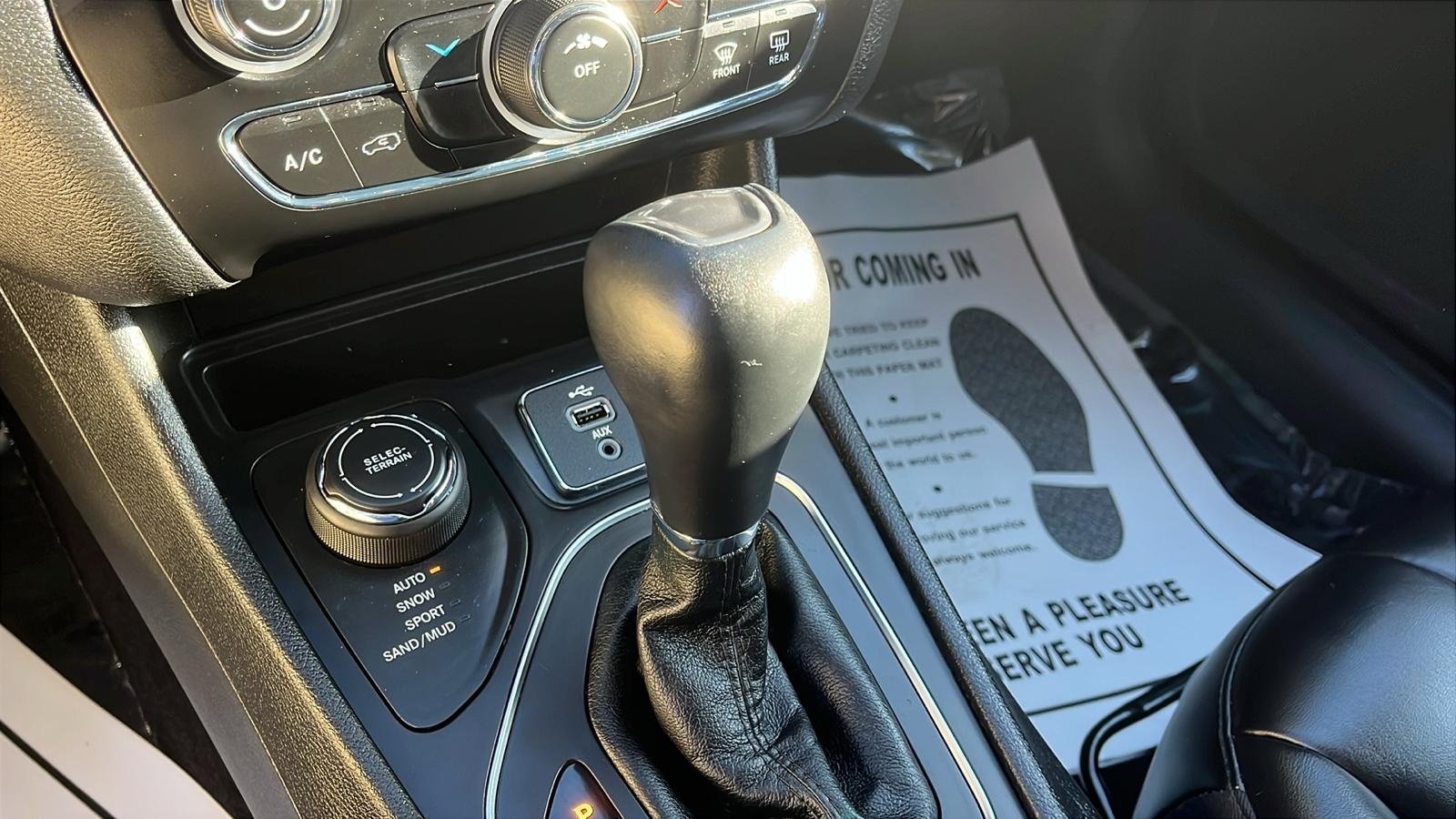 2019 Jeep Cherokee Latitude Plus 18