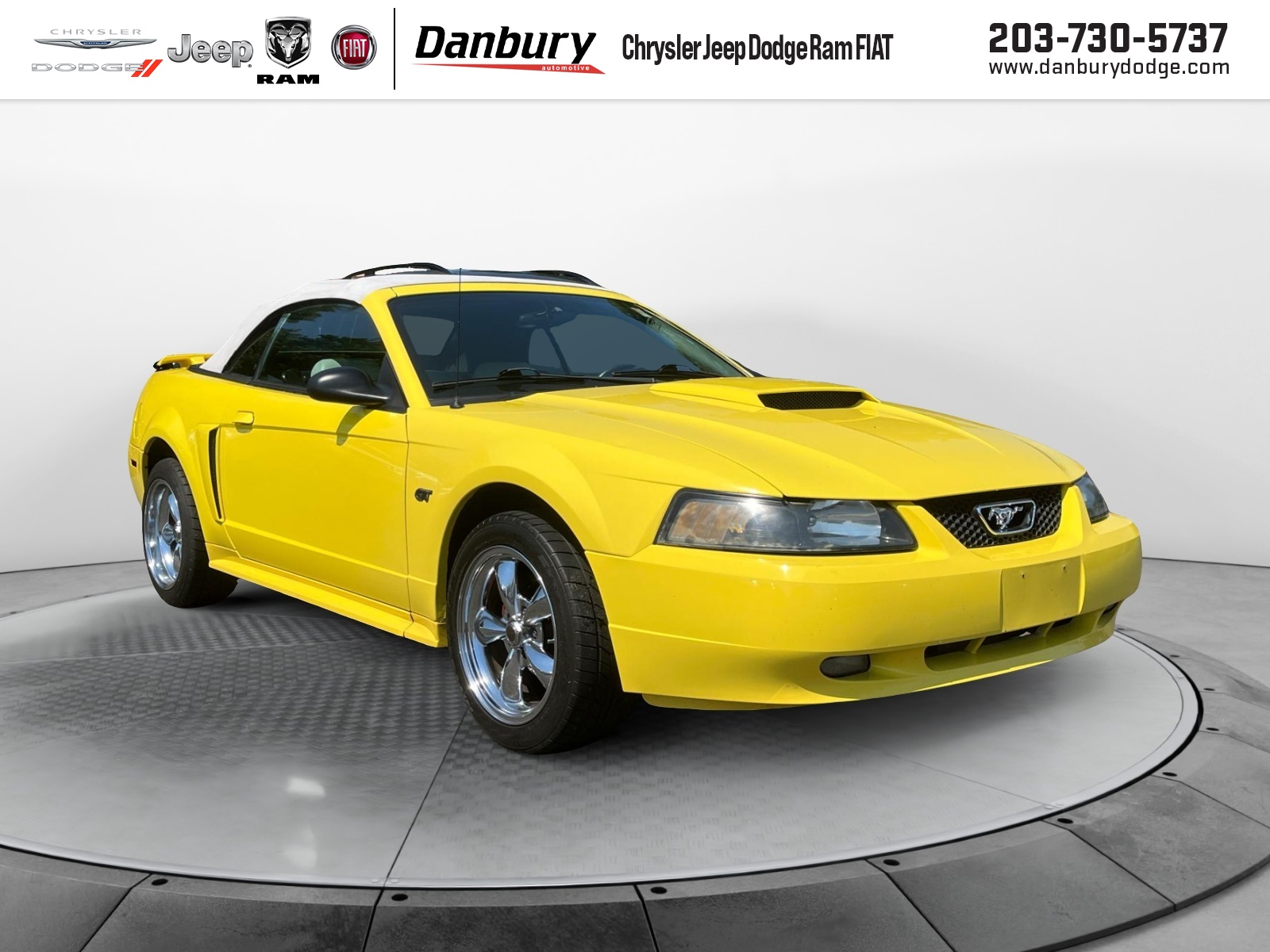 2001 Ford Mustang GT Premium 1